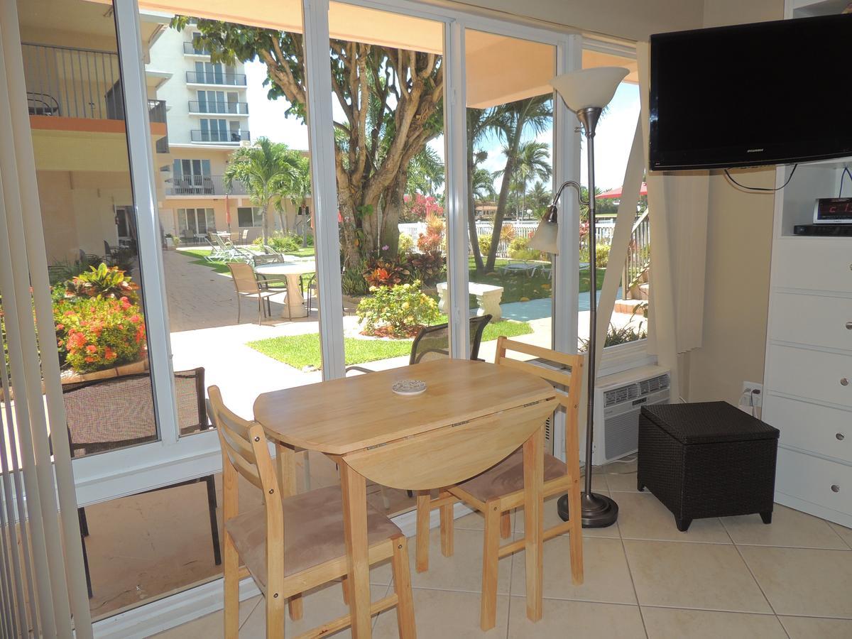 Aqua Mar Condos Pompano Beach Kültér fotó